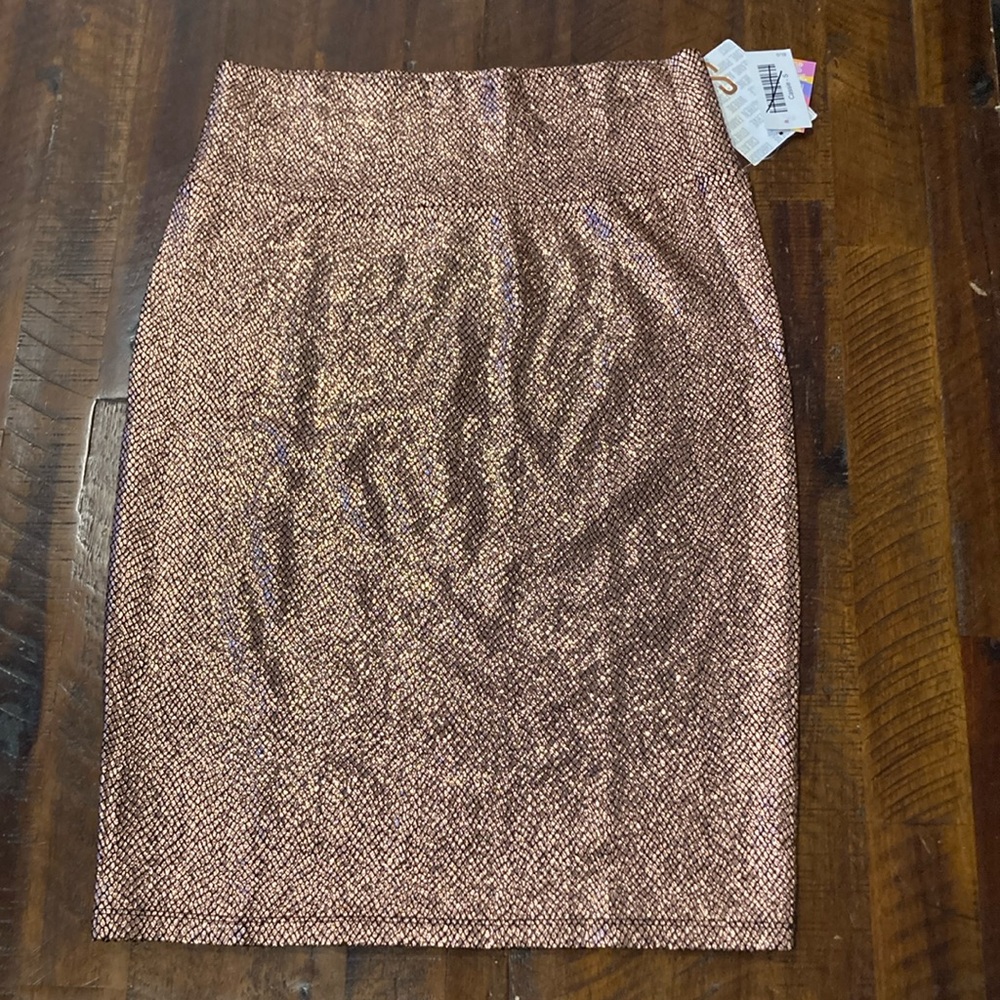 NWT LuLaRoe Cassie rose gold snake print metallic skirt S